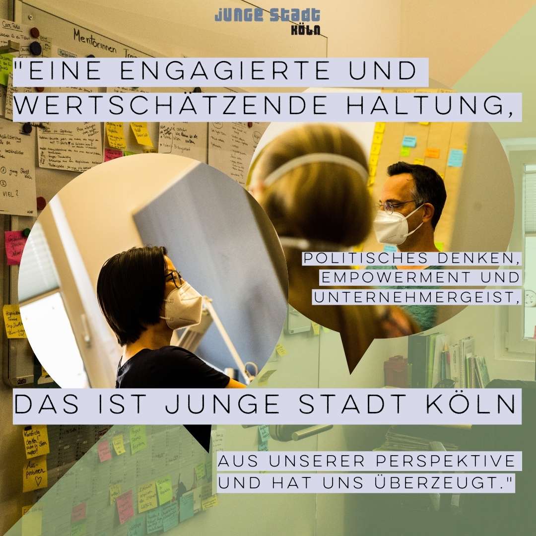 Im Hintergrund kleben Haftnotizen an einer Wand. Links ist ein Foto von Na Young, in einer Sprechblase. Rechts ist der Hinterkopf von Uli-Lisa und das Profil von Frank in einer Sprechblase. Alle tragen einen Mund-Nasen-Schutz. Im Vordergrund steht: 
